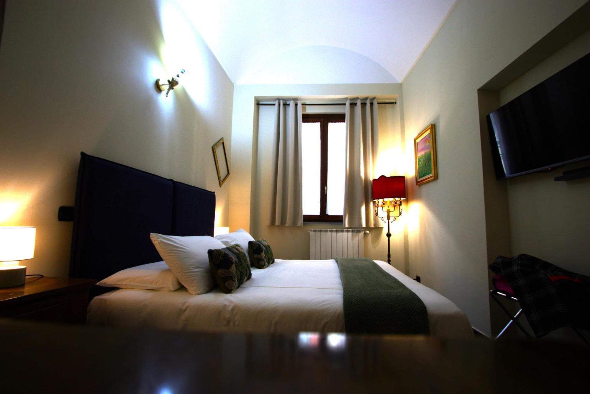Arcapartaments Vercelli Buitenkant foto